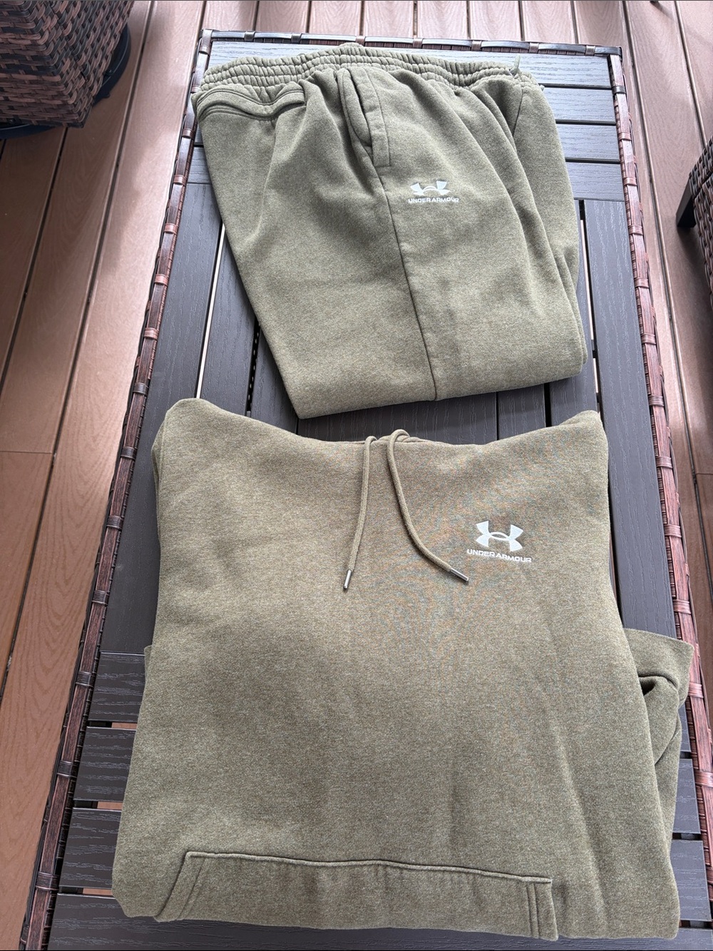 Under Armour Men's Olive Crewneck Sweatshirt and Joggers Set